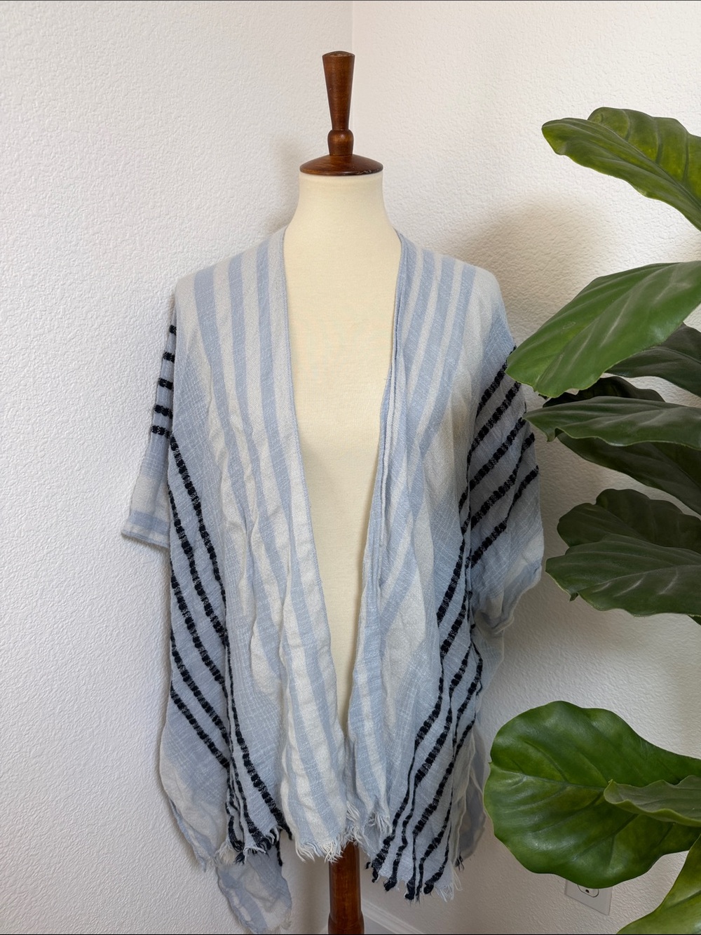 American Eagle Stripe Fringe Hem Open Front Kimono Wrap Shawl Cardigan